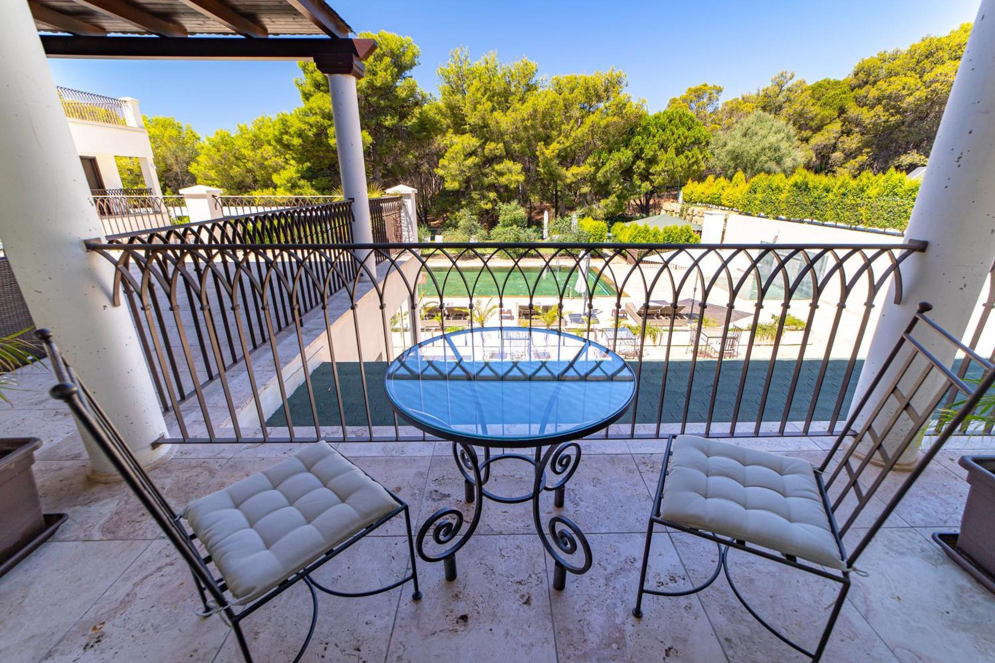 Sierra Blanca Resort Marbella Esterno foto