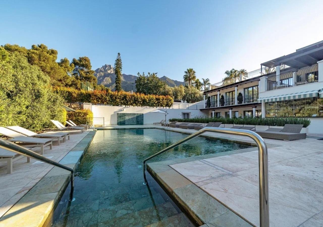 Sierra Blanca Resort Marbella Esterno foto